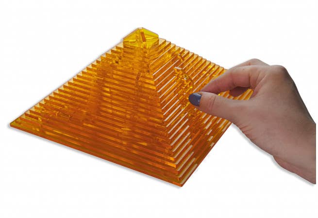 EscapeWelt GmbH – Großhandel Puzzle - Erwachsene – Quest Pyramide Spectre1