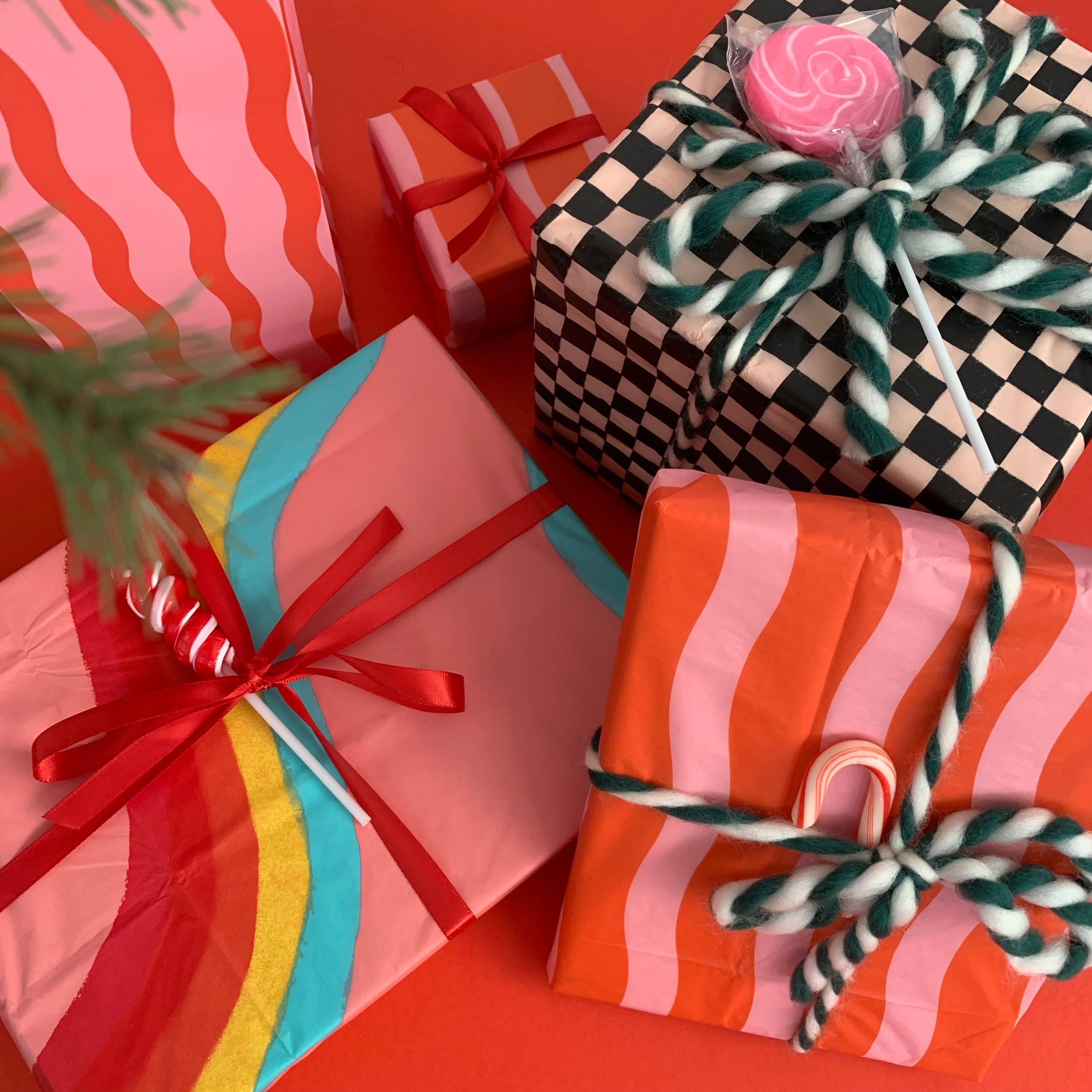 The Social Type – wholesale Mjukpapper – Färgglatt silkespapper med regnbågsband2