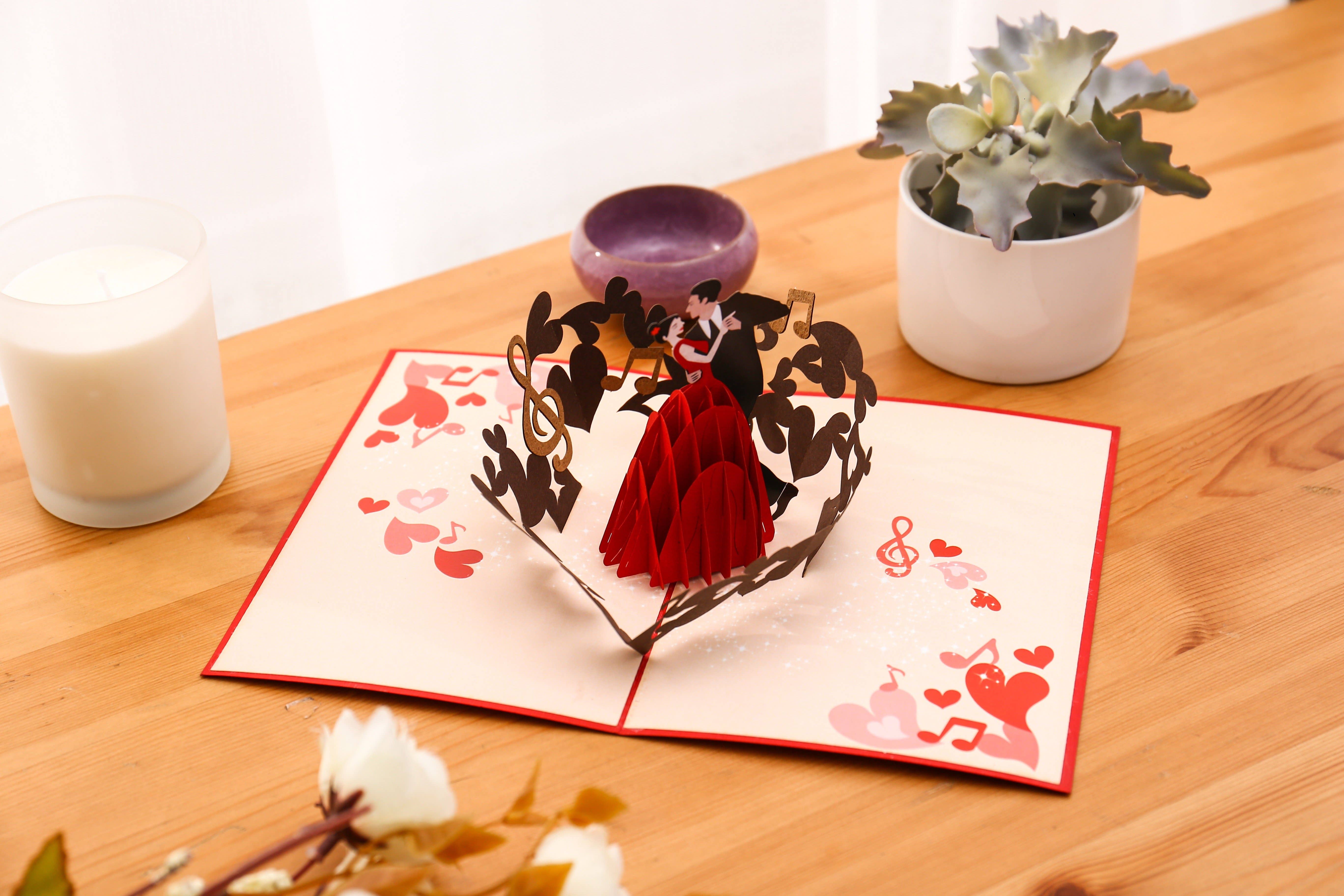 Liif Pop Up Card – Cartão de saudação diária por atacado – Cartão Pop Up Casal Dançando4