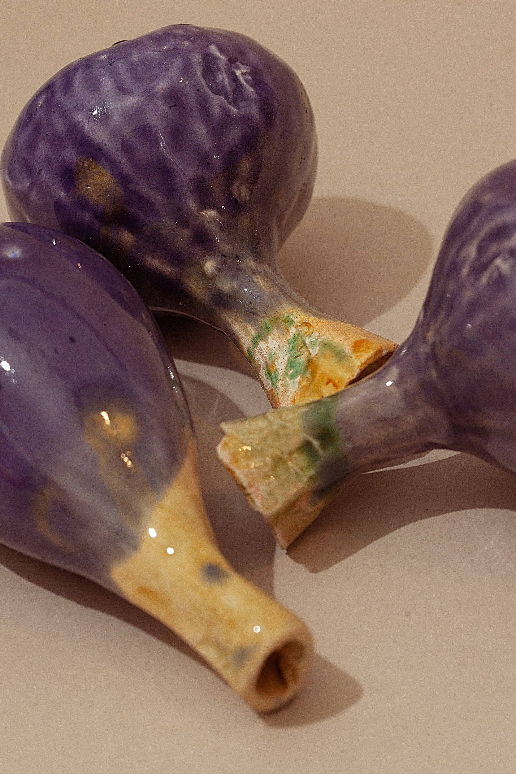 Eturel Madrid - Wholesale Decorative Tabletop Object - Fig glazed ceramic replica 2 pcs.1