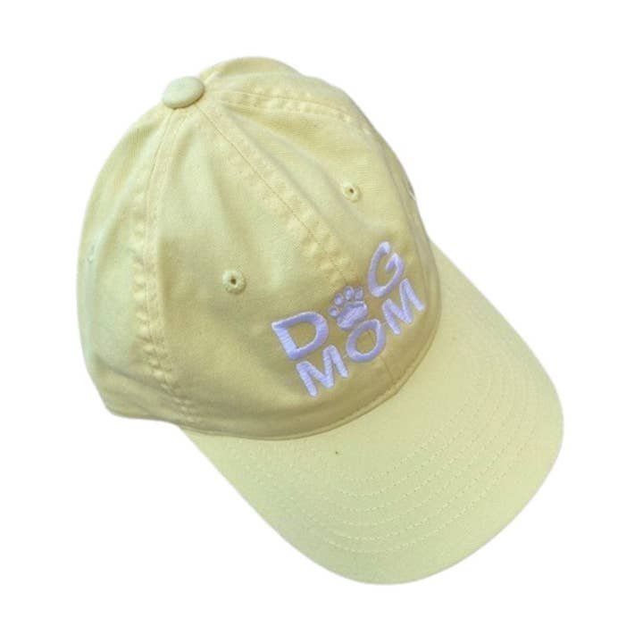 Chapeau Dog Mom, jaune clair pour la vente par Chloe & Max LLC