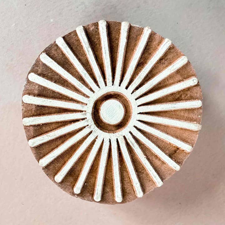 Sunburst - Timbro in Legno Indiano per la vendita all'ingrosso da parte di The Natural Paper Company
