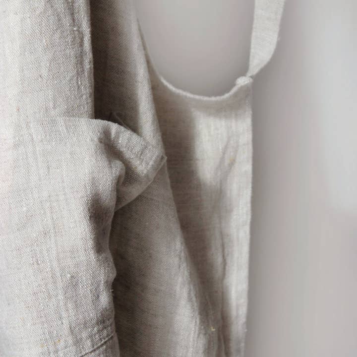 LinenQ - Wholesale Apron - Stonewashed linen apron with pockets3