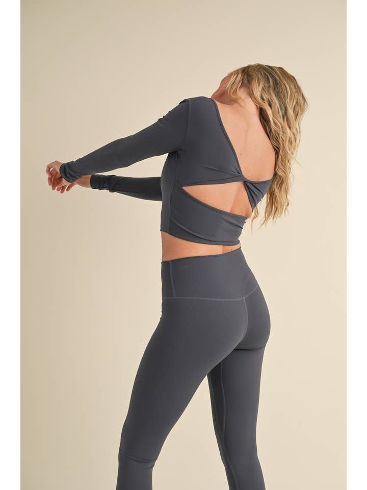 KIMBERLY C - Wholesale Athletic Top - Women's - Twist Back Long Sleeve Top48