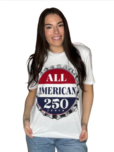 Camiseta Branca de Manga Curta All American com Tampa de Garrafa. por atacado de August Bleu