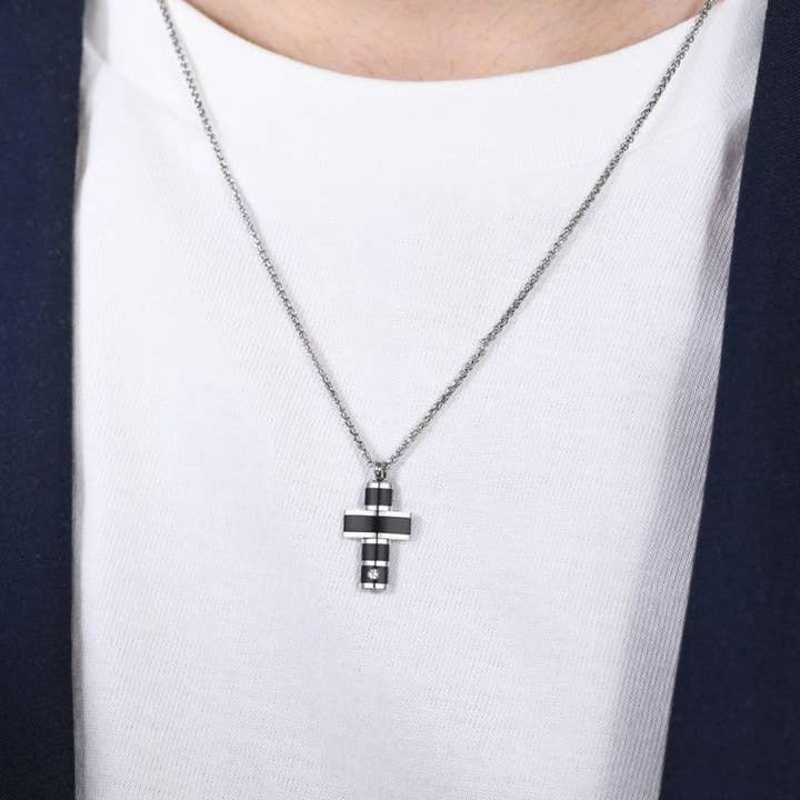 AMORINO SRL - Wholesale Pendant/Charm Necklace - MEN'S NECKLACE WITH CROSS PENDANT WITH WHITE ZIRCONIA2