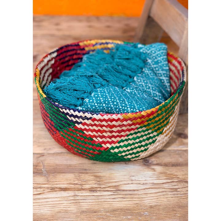 Namaste - Wholesale Basket - Rainbow Check Seagrass Basket Large2