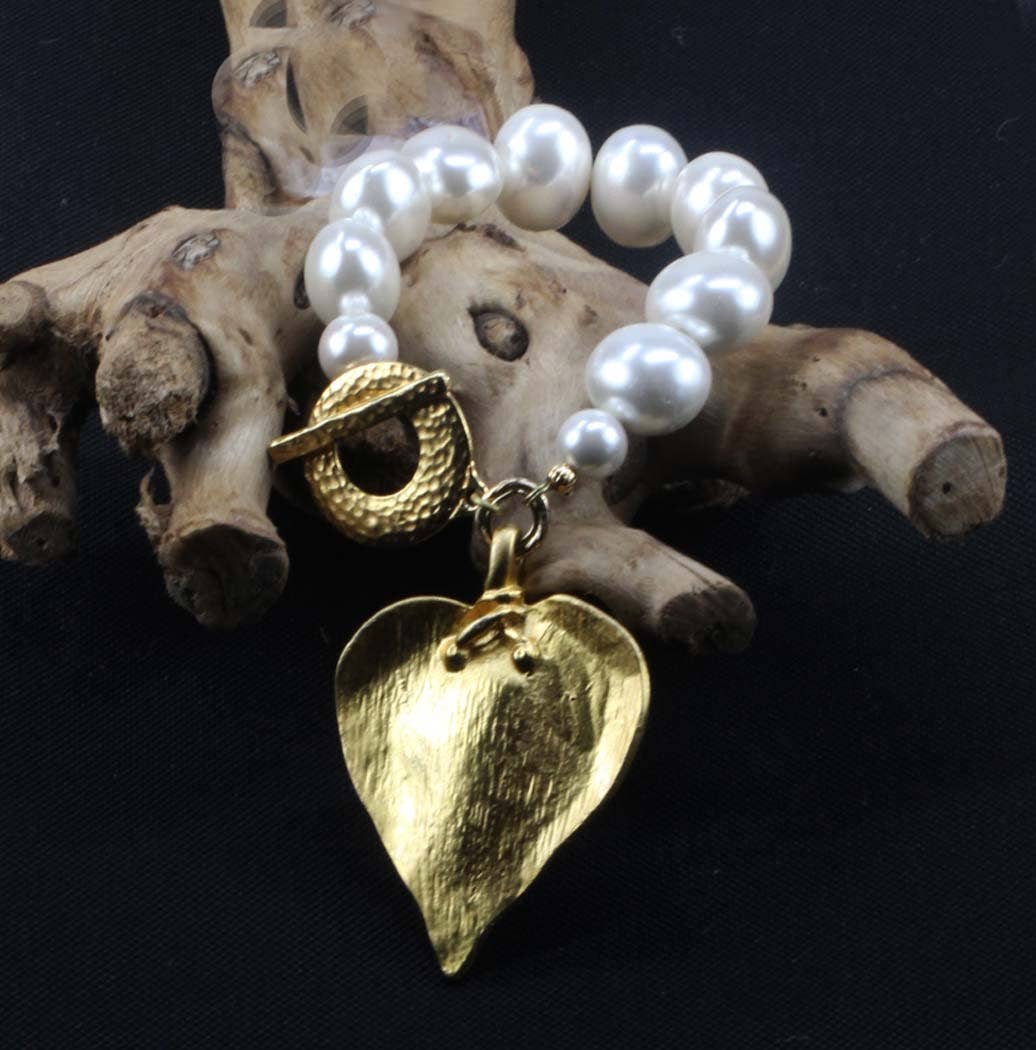 Aclue! Jewelry by Celest Anderson - Wholesale Charm/Dangle Bracelet - Mitza Gold Heart Bracelet1