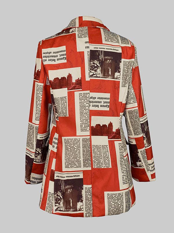 Sheer Trend - Wholesale Blazer - Dames - Loszittend blazer met lange mouwen, knopen, krantenprint, zakken en gespleten details met reverskraag8