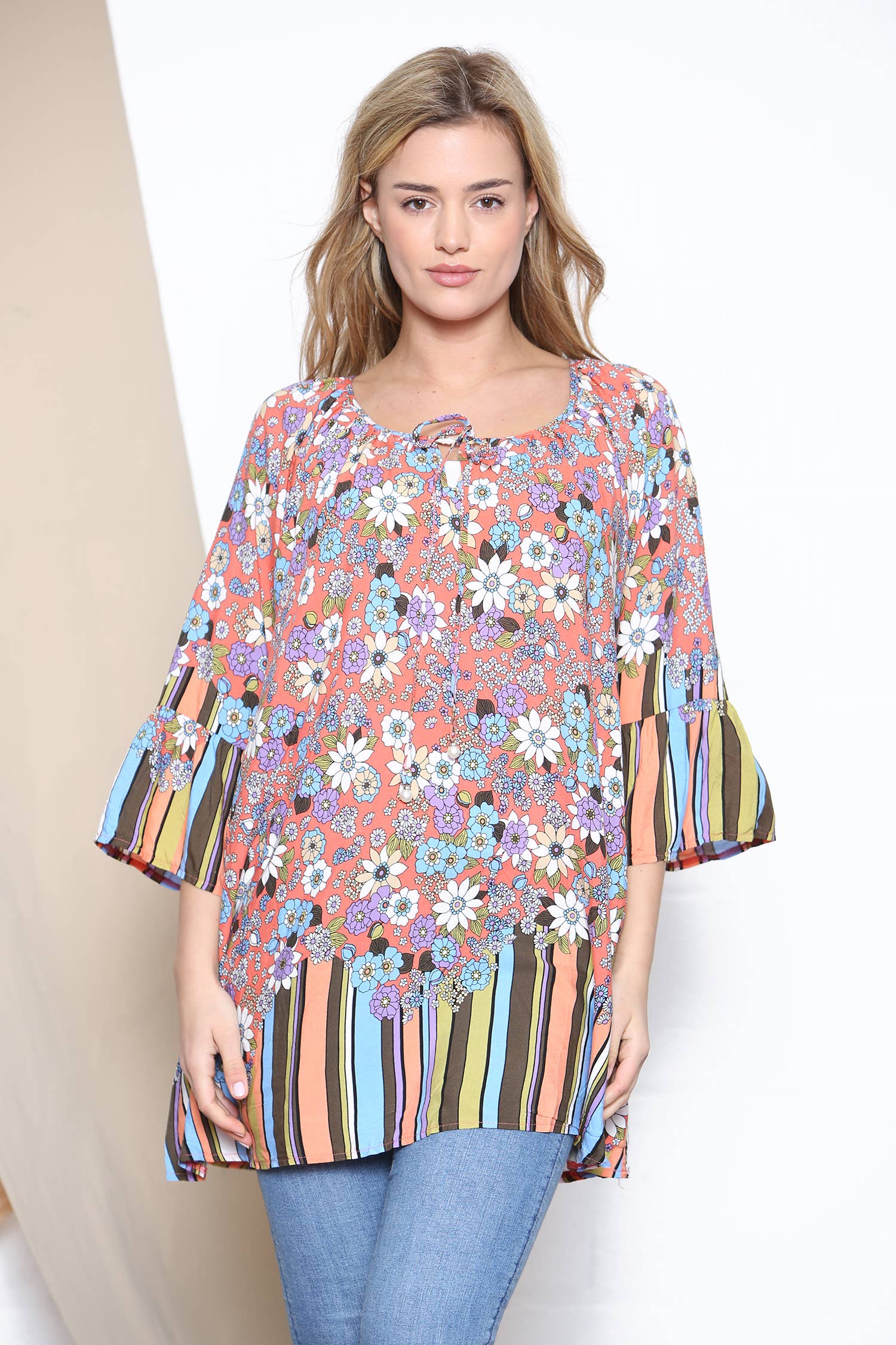 Lucy Sparks - Wholesale Tunic - Women's - Stripe trim floral top4