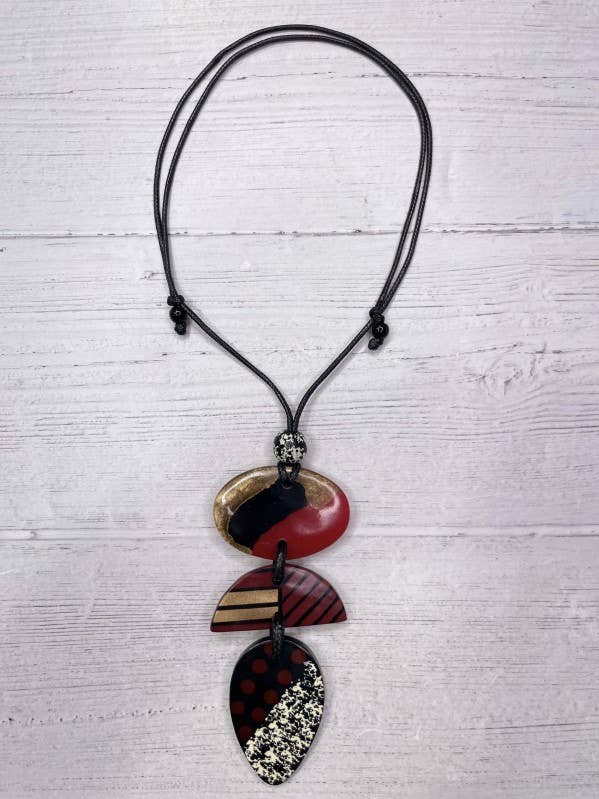 Rød & Sort Abstrakt Lagdelt Vedhæng Halskæde for engroshandel hos LIOR / ALISHA D