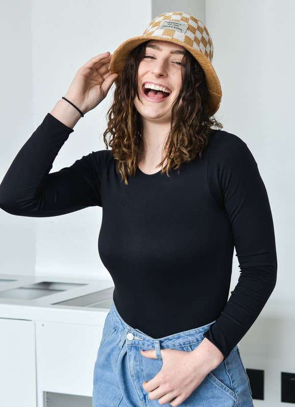 Mark Ashton Wholesale - Vente Bob – femme - Chapeau seau crocheté à carreaux des années 9010