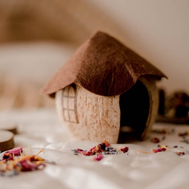 Coco Gnome House for wholesale by Q Toys