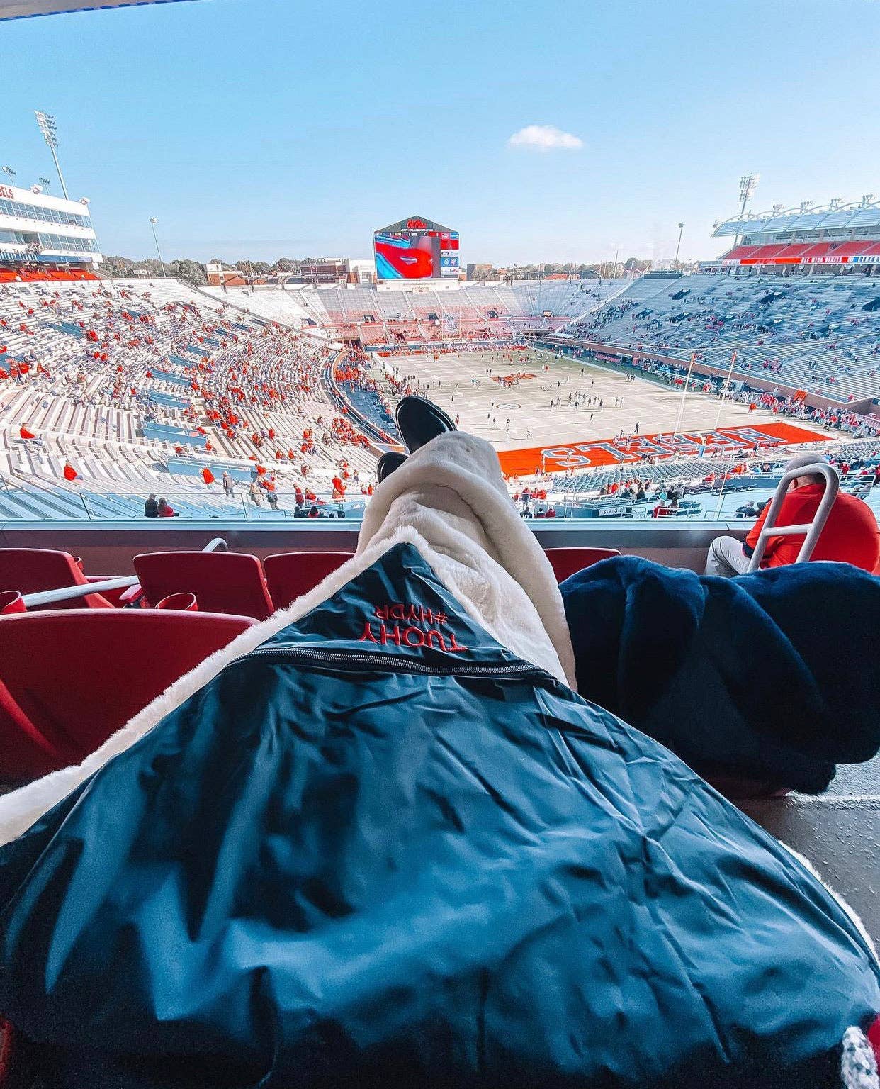 Pretty Rugged - Wholesale Throw Blanket - Waterproof Windproof Outdoor Blanket | Pretty Rugged27