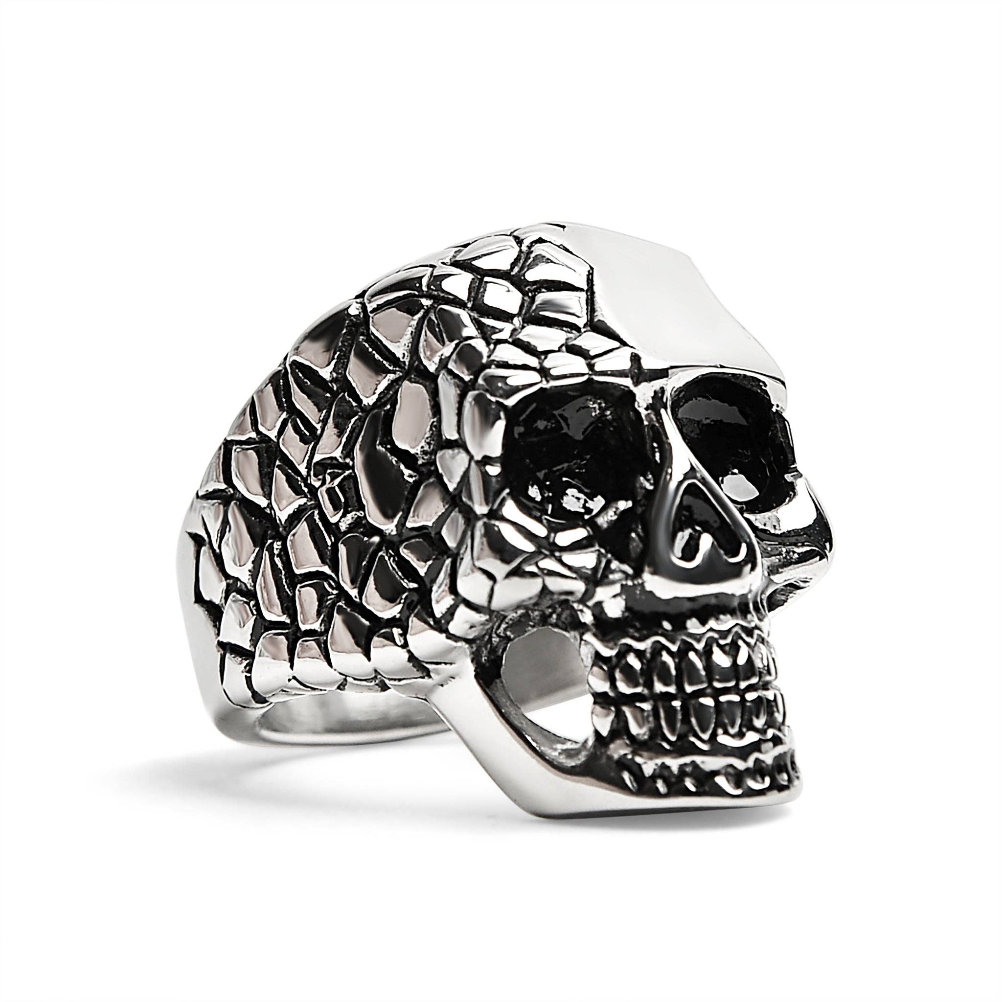 WJW - Wholesale Signet Ring - Detailed Cracking Skull Stainless Steel Ring