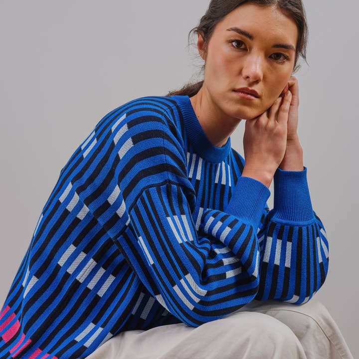 Bauhaus L/S Crew Sweater - Hologram and other Purchase Wholesale baumwollgarn. Free Returns & Net 60 Terms on Faire trending on Faire.