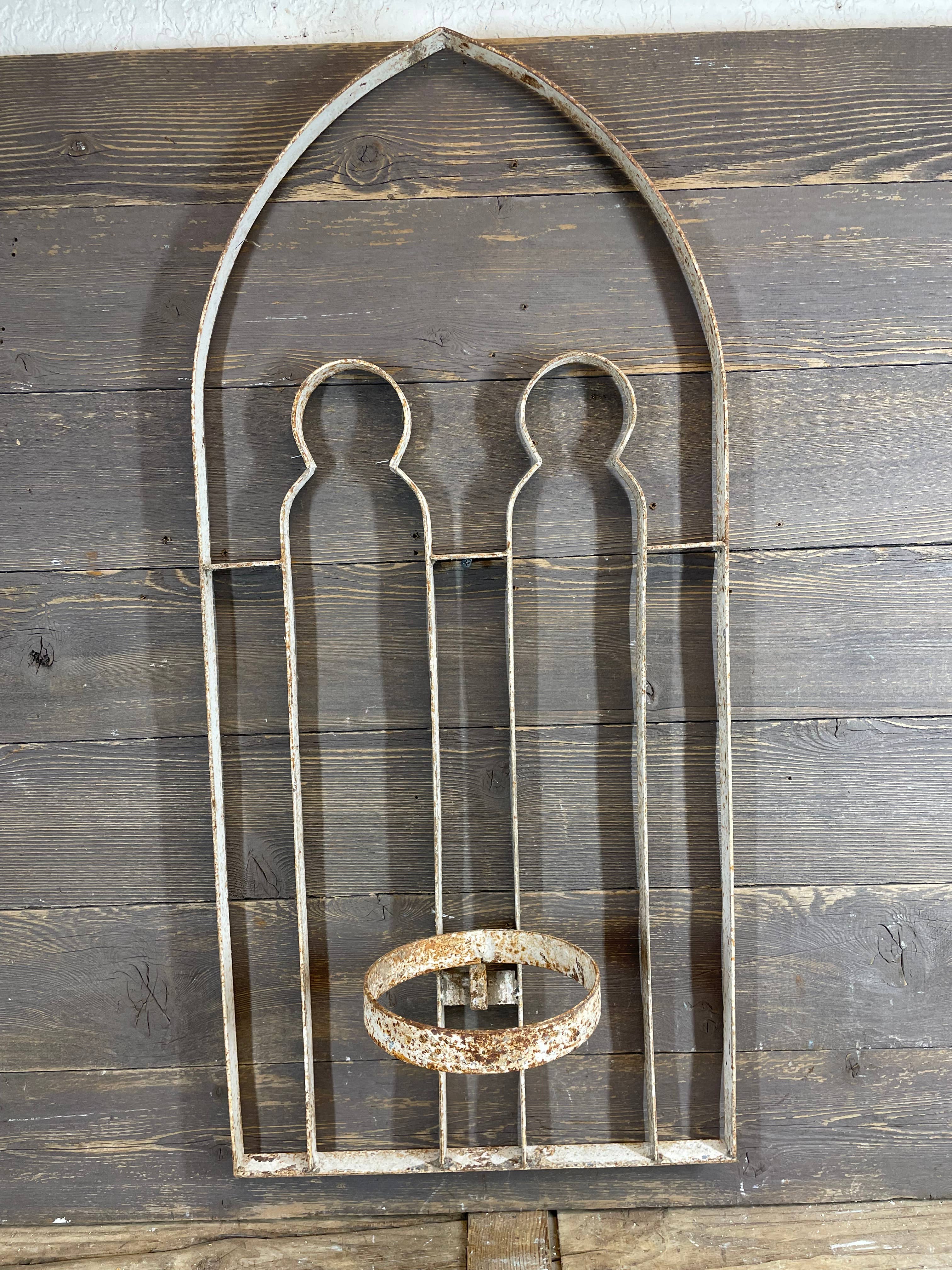 My Amigos Imports - Wholesale Plantenbak voor aan de muur - UITVERKOOP-Monterrey IJzeren Muurplanter & Pothouder-Wit-$14