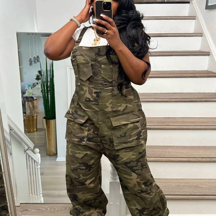 green Streetwear Loose camouflage overalls for wholesale on Faire12