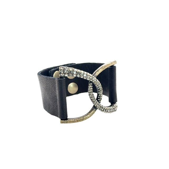 Bracciale in pelle con doppio anello a D in cristallo per la vendita all'ingrosso da parte di Rebel Designs Accessories