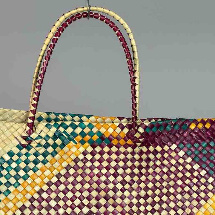 The Niger Bend - Wholesale Beach bag - Large Pandan Straw Beach Handbag-Philippines2