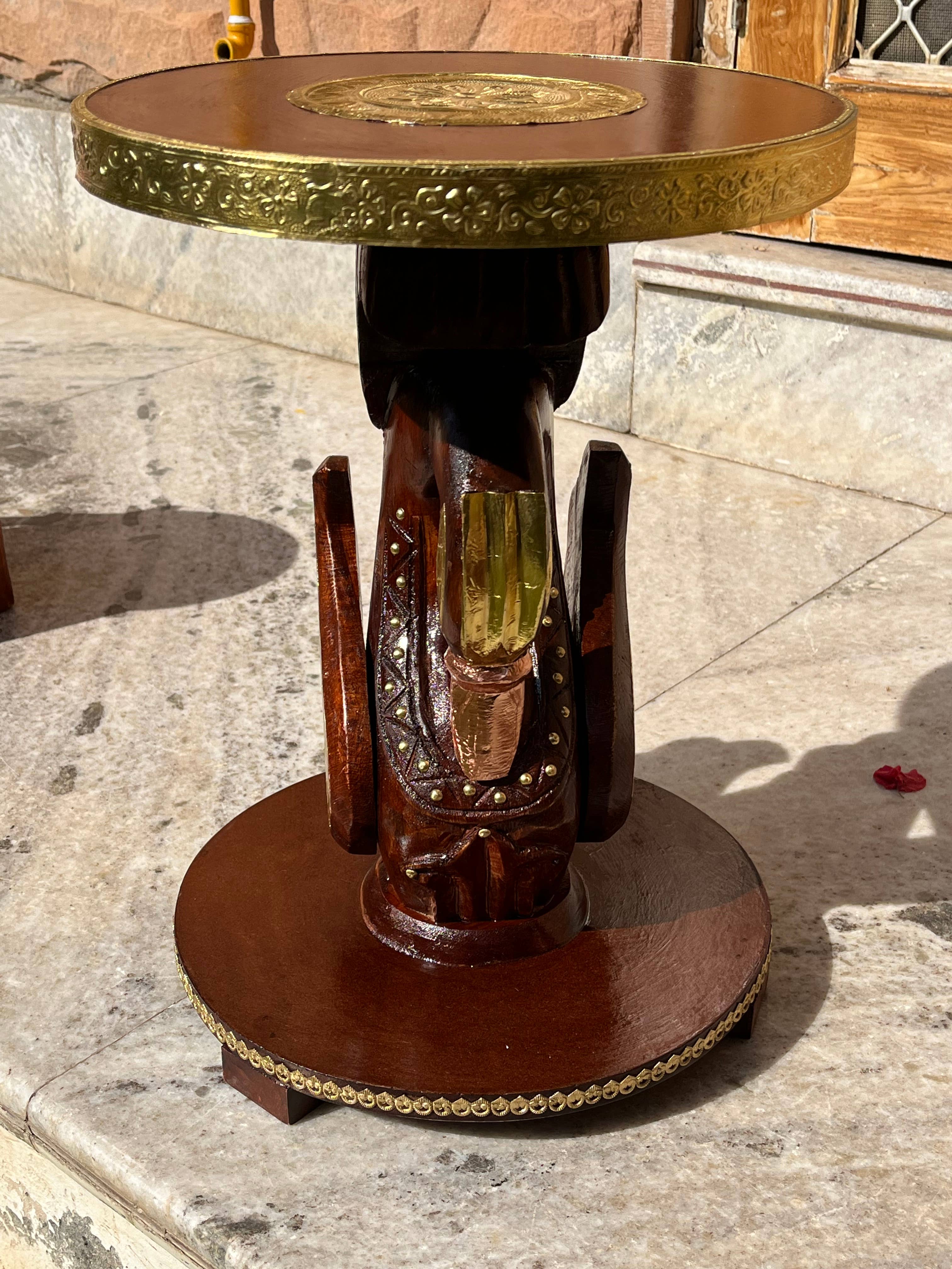 VIRATRA ART DECOR - Wholesale Side Table - Hand-Carved Wooden Swan Side Table with Brass Detailing6