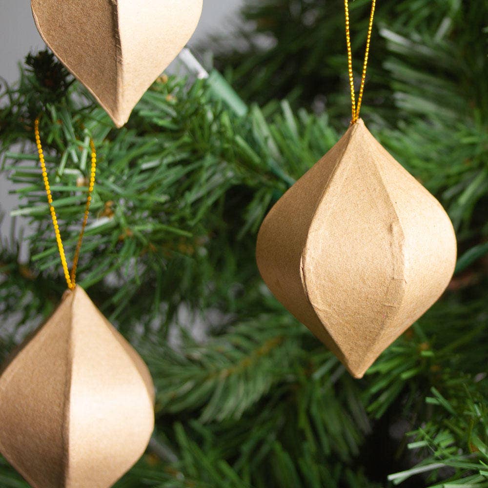 Factory Direct Craft – Engroshandel Julepyntsæt – Papmaché-ornamenter 8,3 cm (pakke med 36 stk.)4