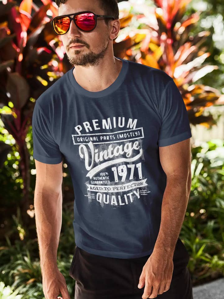 Ultrabasic - Homme T-Shirt Graphique 1971 Aged to Perfection Tee Shirt Cadeau d'anniversaire for wholesale by ULTRABASIC