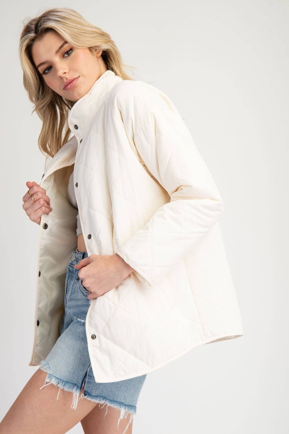 Peace Love Line - Vente Veste – femme - PL3934 - VESTE MATELASSÉE À MANCHES LONGUES ET BOUTON-PRESSION7