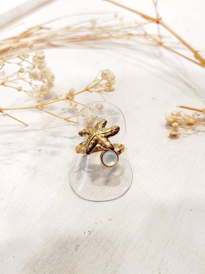 Bague Étoile Avec Nacre Hoshi pour la vente par LOLO & YAYA