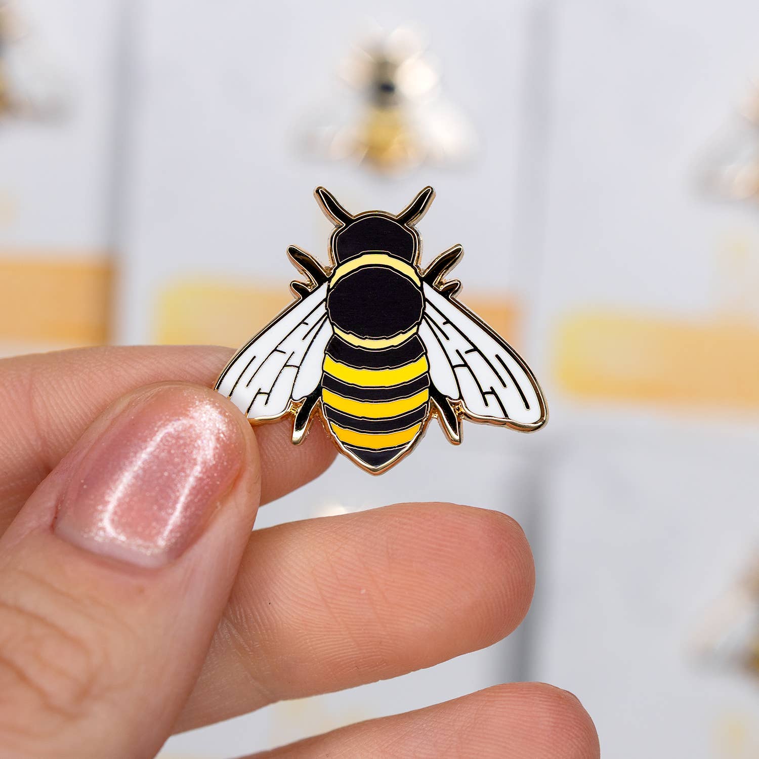 Botanical Bright - Wholesale Lapel Pin/Button - Bee Enamel Pin3