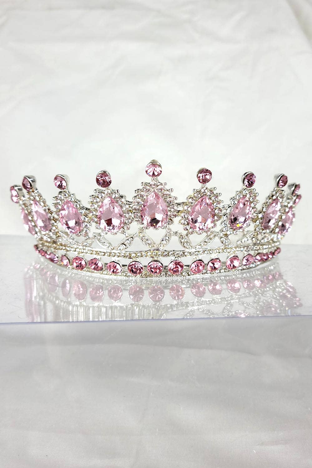 Chicas - Wholesale Tiara - Women's - One Size Fits All Metal Tiara With Jewel Rhinestones HT879-63