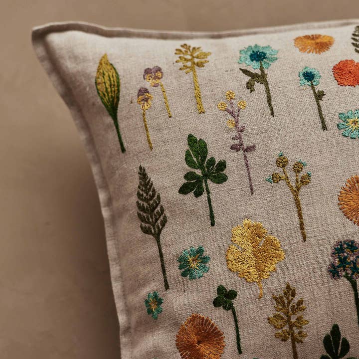 Coral & Tusk - Wholesale Throw/Decorative Pillow - Small Garden Pillow1