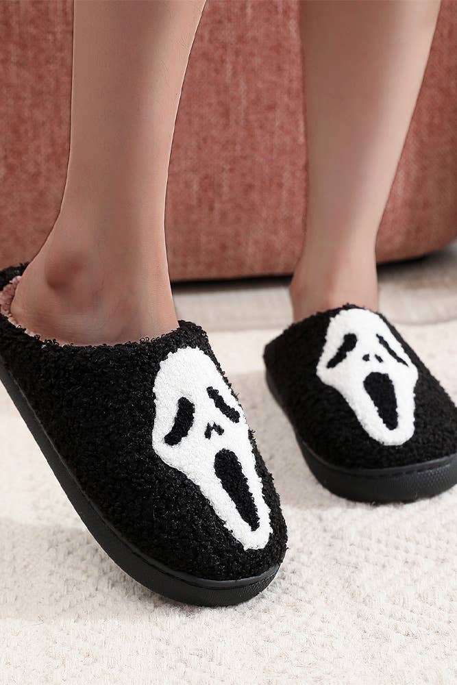 UNISHE - Wholesale Slippers - Women's - Halloween Ghost Fleece Slipper ZK19550
