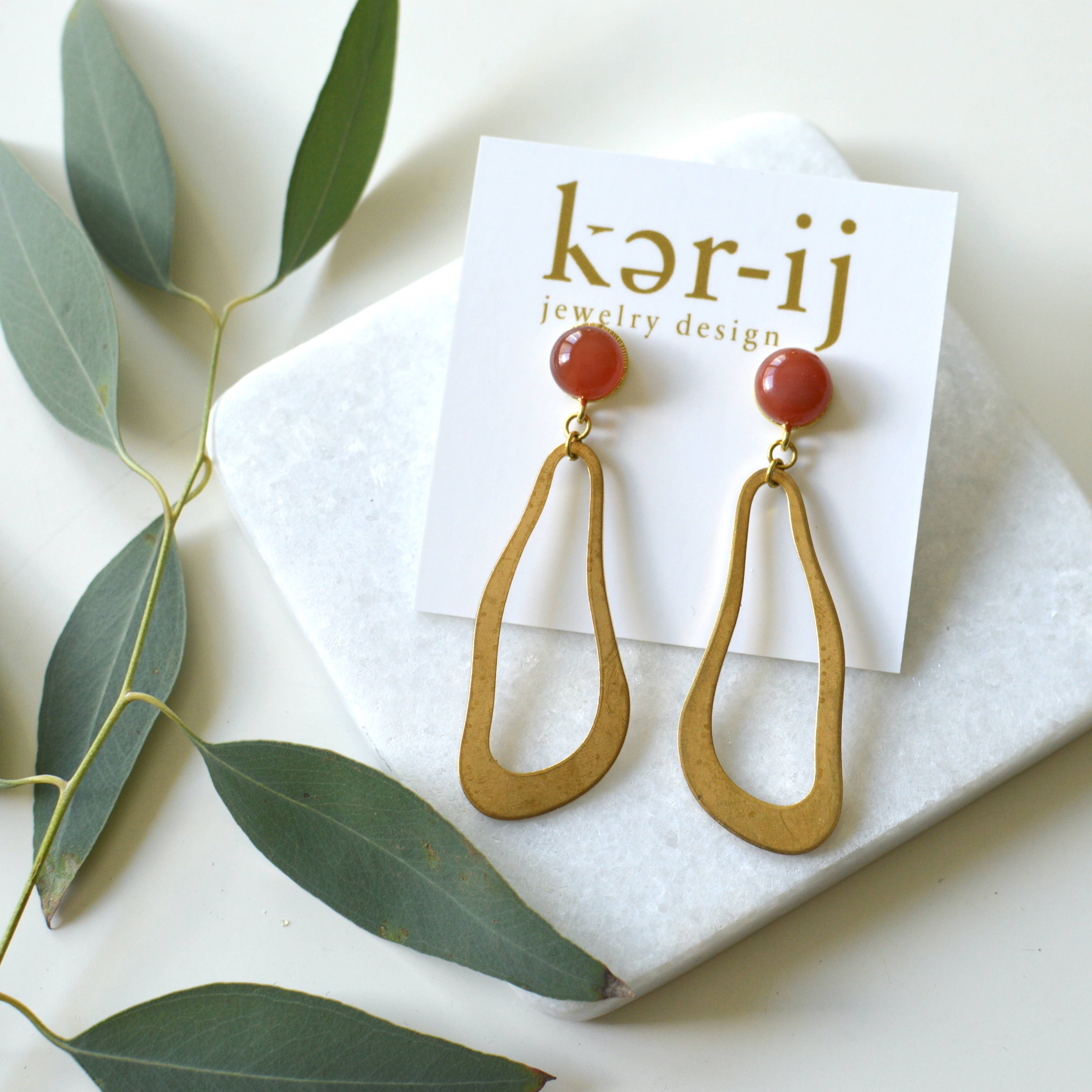 Ker-ij Jewelry - Vente Boucles d'oreilles pendantes - Boucles d’oreilles Margo avec pierre colorée4