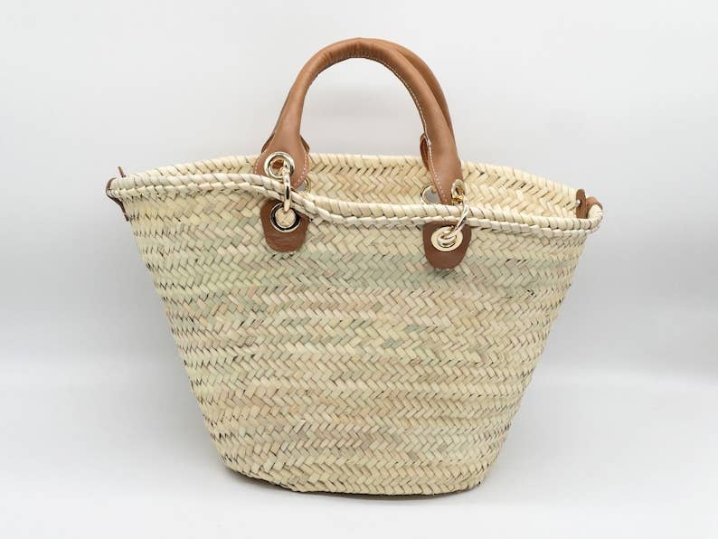 martitec – Engroshandel Strandtaske – Elegant fransk flettet kurvetaske med luksuriøse detaljer4