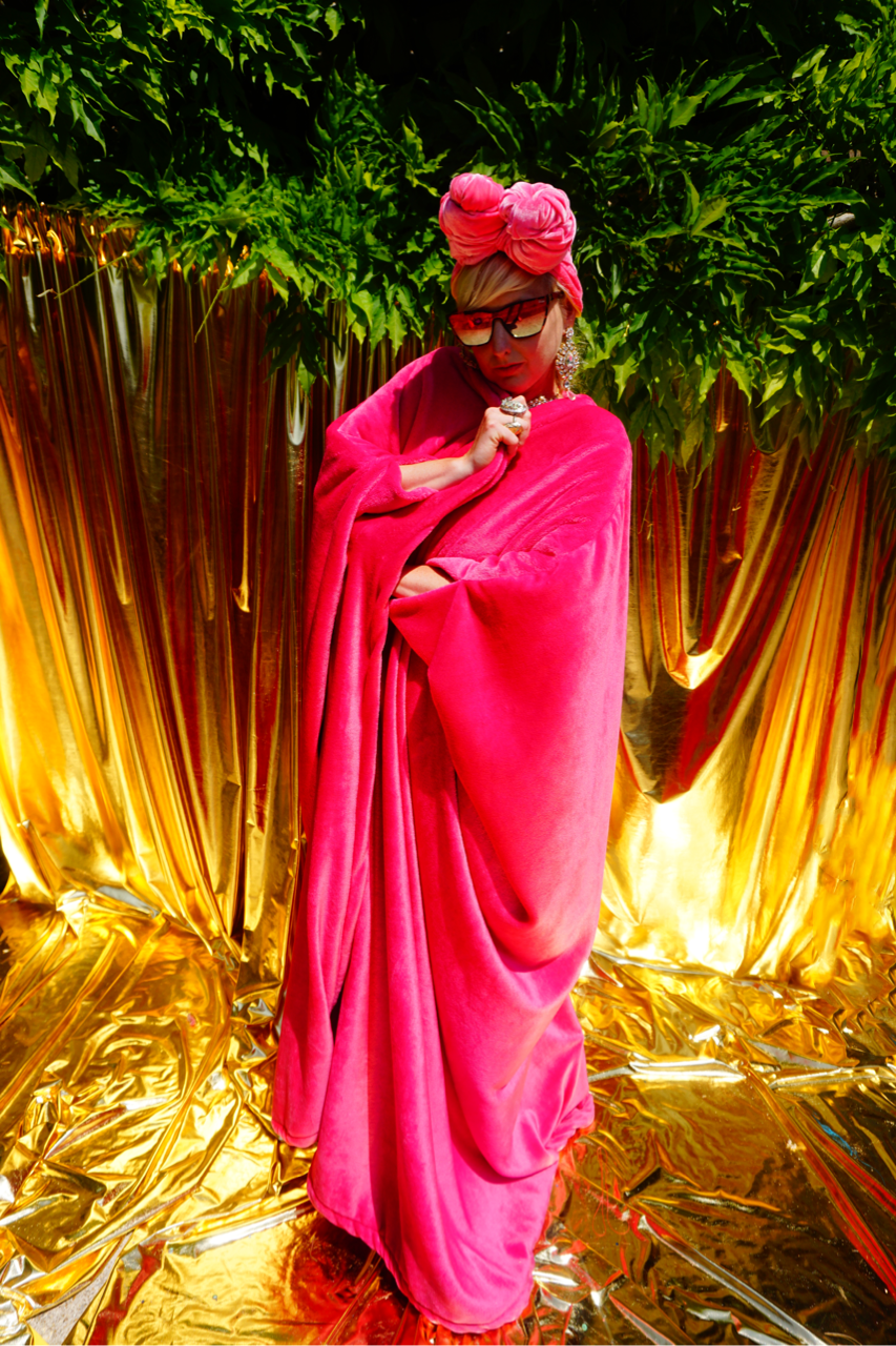 Fumbalinas - Wholesale Robe - Women's - Cuddle Fleece Faux fur Feel Snuggle-blanket Robe - Choose your colour13