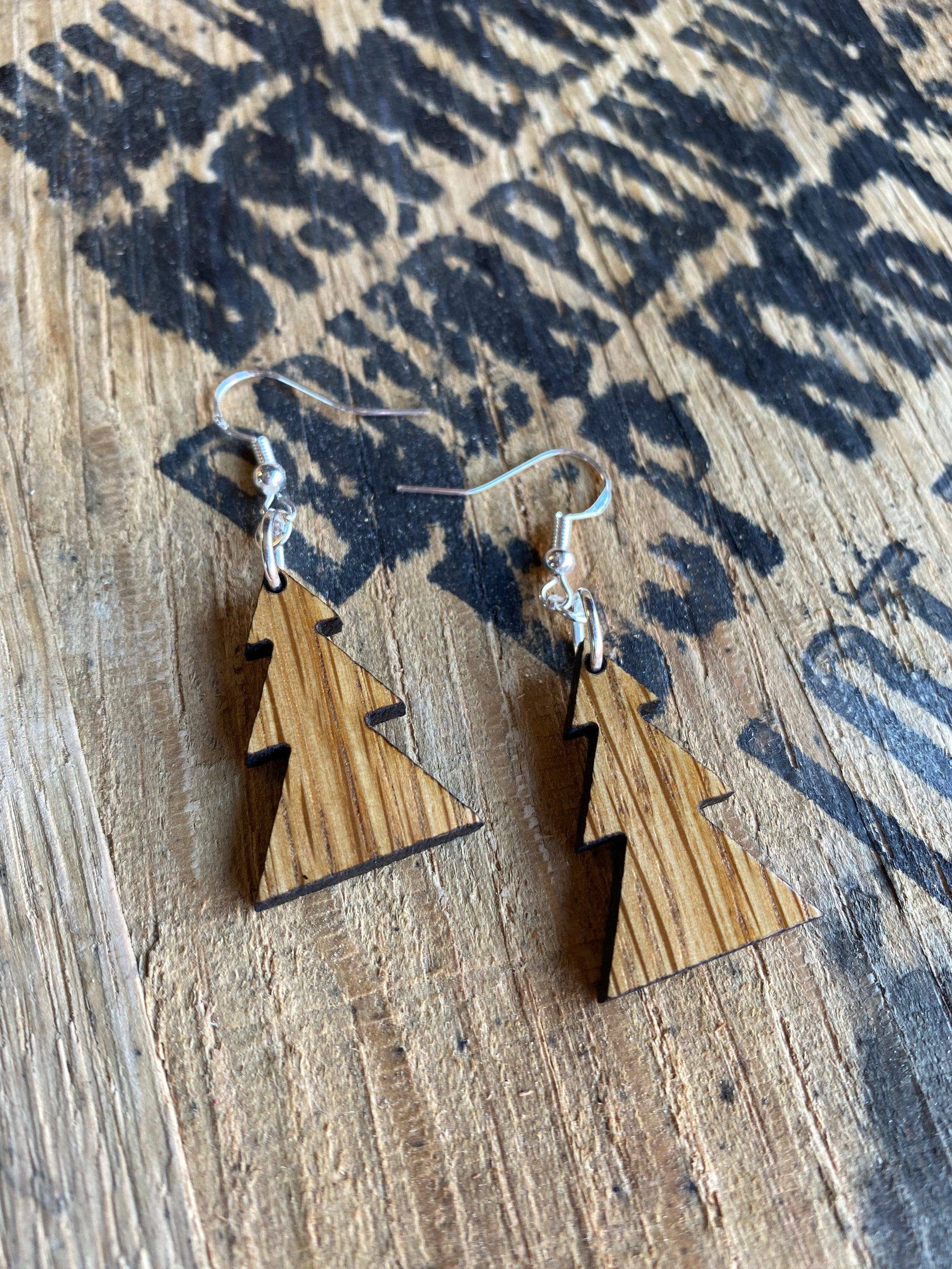 TWWKY – Engroshandel Hængeøreringe og creoløreringe – Genvundne Kentucky Bourbon Barrel juletræøreringe5