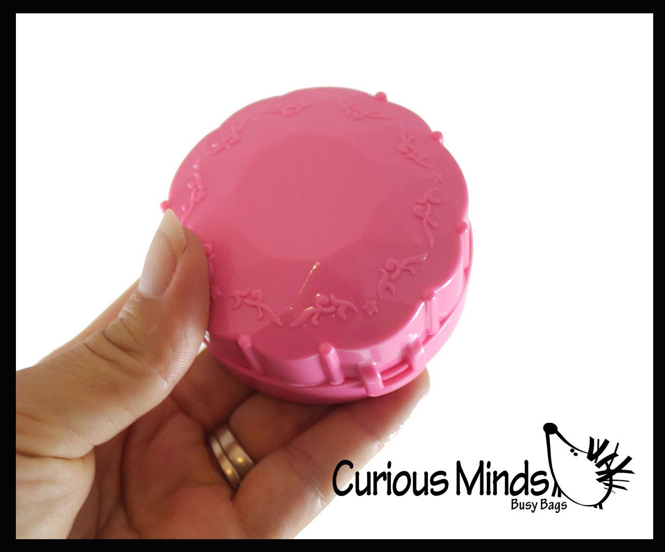 Curious Minds Toys - Vente Accessoire de poupée – enfant - Ensemble de jeu pour mini-poupées, 1 poche, taille de poche, maison de poupée compacte et pliable3