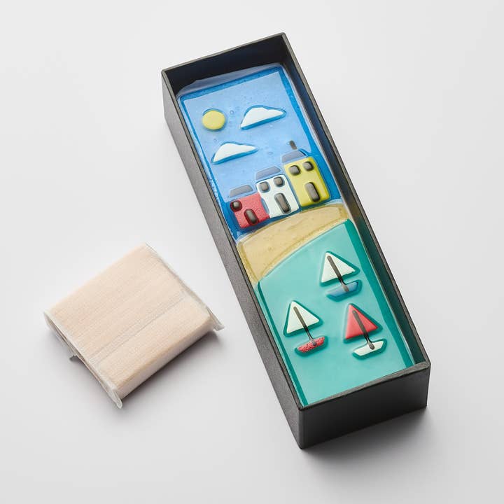 Sienna Glass – wholesale Plaque – Standing Decorative Plaque - Boat1