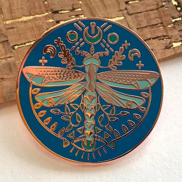 Rikrack - Wholesale Lapel pin/button - Mystic Dragonfly Enamel Pin0