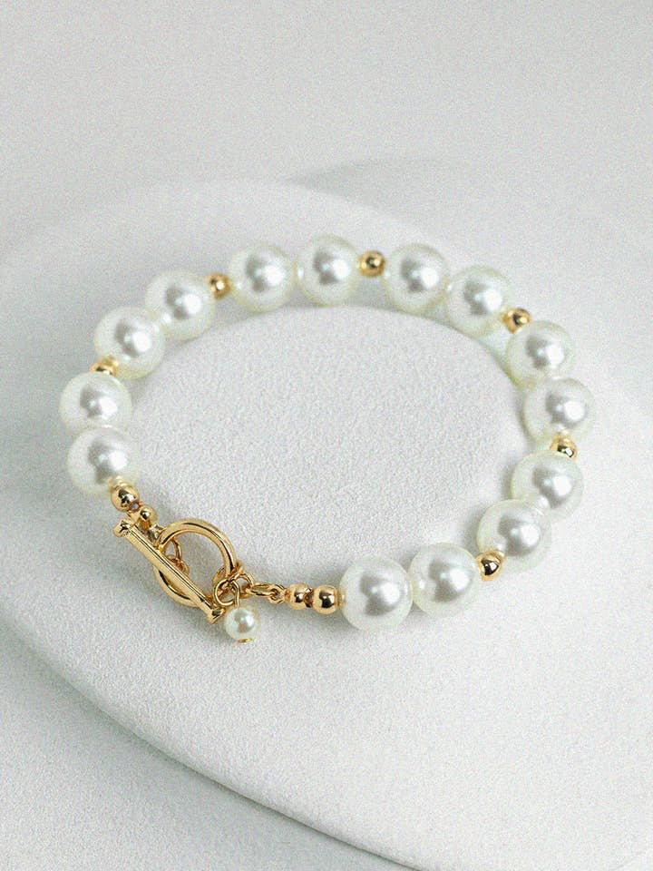 Bracelet classique à fermoir toggle en perles pour la vente par Sessori