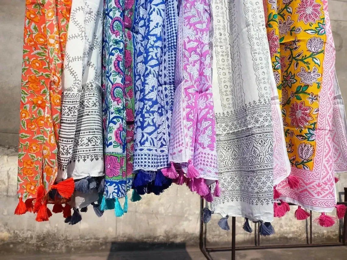 Bhawana Handicrafts - Vendita all'ingrosso Sciarpa - Donna - Set da 5 sciarpe in cotone con stampa a blocchi indiani4