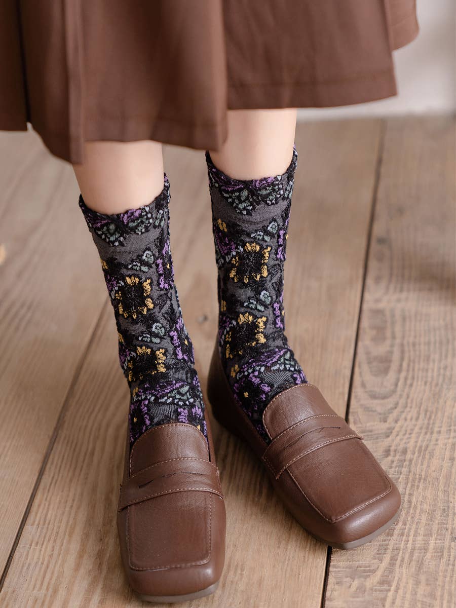 Tourtiwi - Wholesale Socks - Women's - Vintage Embossed Butterfly and Floral Socks5