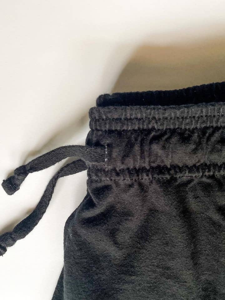 Pantalón corto smiley para venta al por mayor de Thisishappyclub