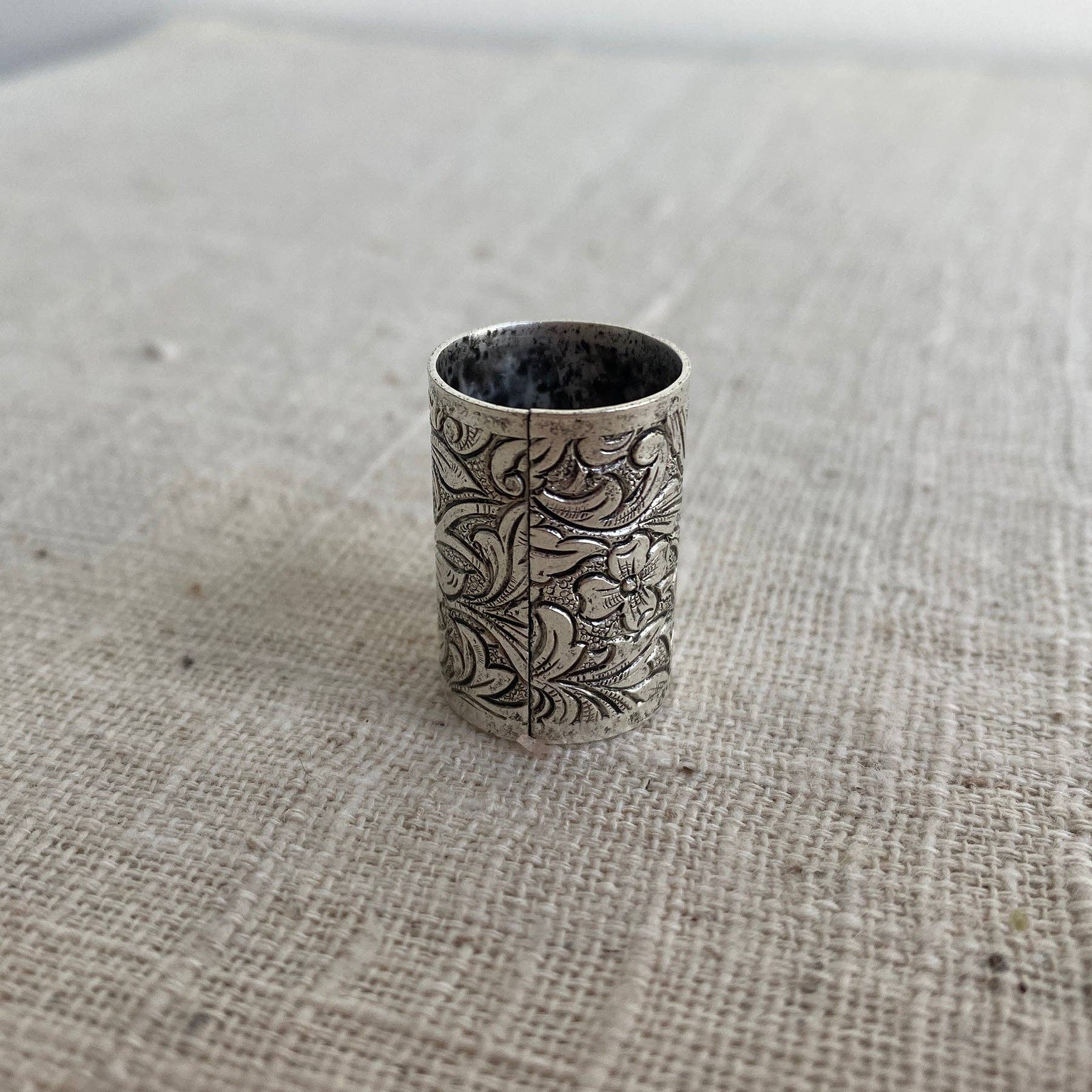 Last Chance Textiles - Wholesale Scarf Clip - Women's - Dogwood Tube Slide4