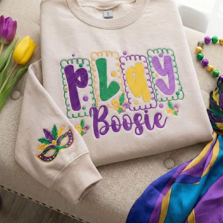 Speel Boosie Geborduurde Trui, Mardi Gras Shirt voor wholesale door ClevorFit