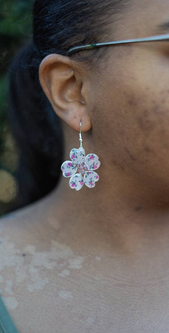 Perennial Peaces - Wholesale Jewelry Set - Pink Flower Power Textile Torah Set3