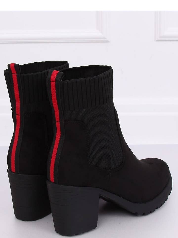 Ankle boots with heel Model 135821 Inello for wholesale by Lieber Deem Marktplatz