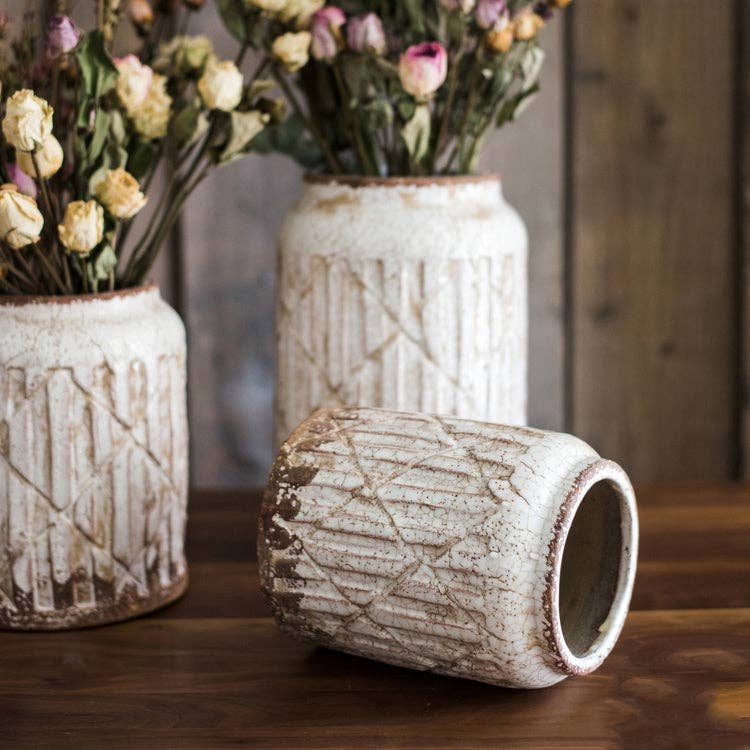Rustic Reach - Wholesale Vase - Distressed White Ceramic Flower Jar Vase1