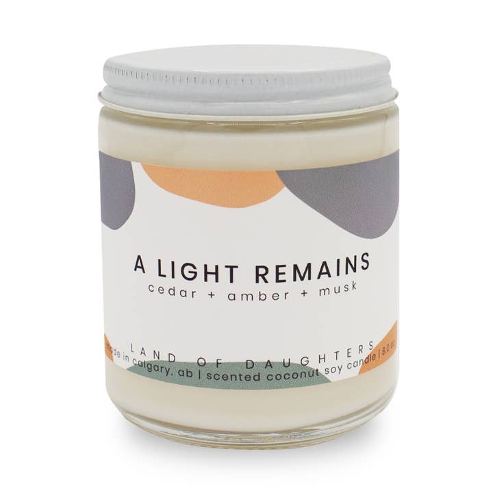 Una vela de restos de luz para venta al por mayor de Land of Daughters